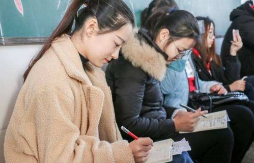 2021高考報志愿,適合女生選擇的專業,就業率高收入也不低